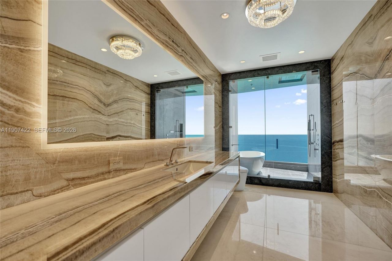 17901 Collins Ave, Unit 2604, Sunny Isles Beach, FL 33160 Photo