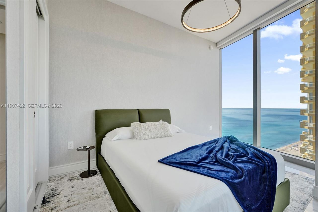 17901 Collins Ave, Unit 2604, Sunny Isles Beach, FL 33160 Photo