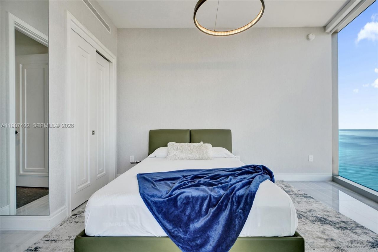 17901 Collins Ave, Unit 2604, Sunny Isles Beach, FL 33160 Photo