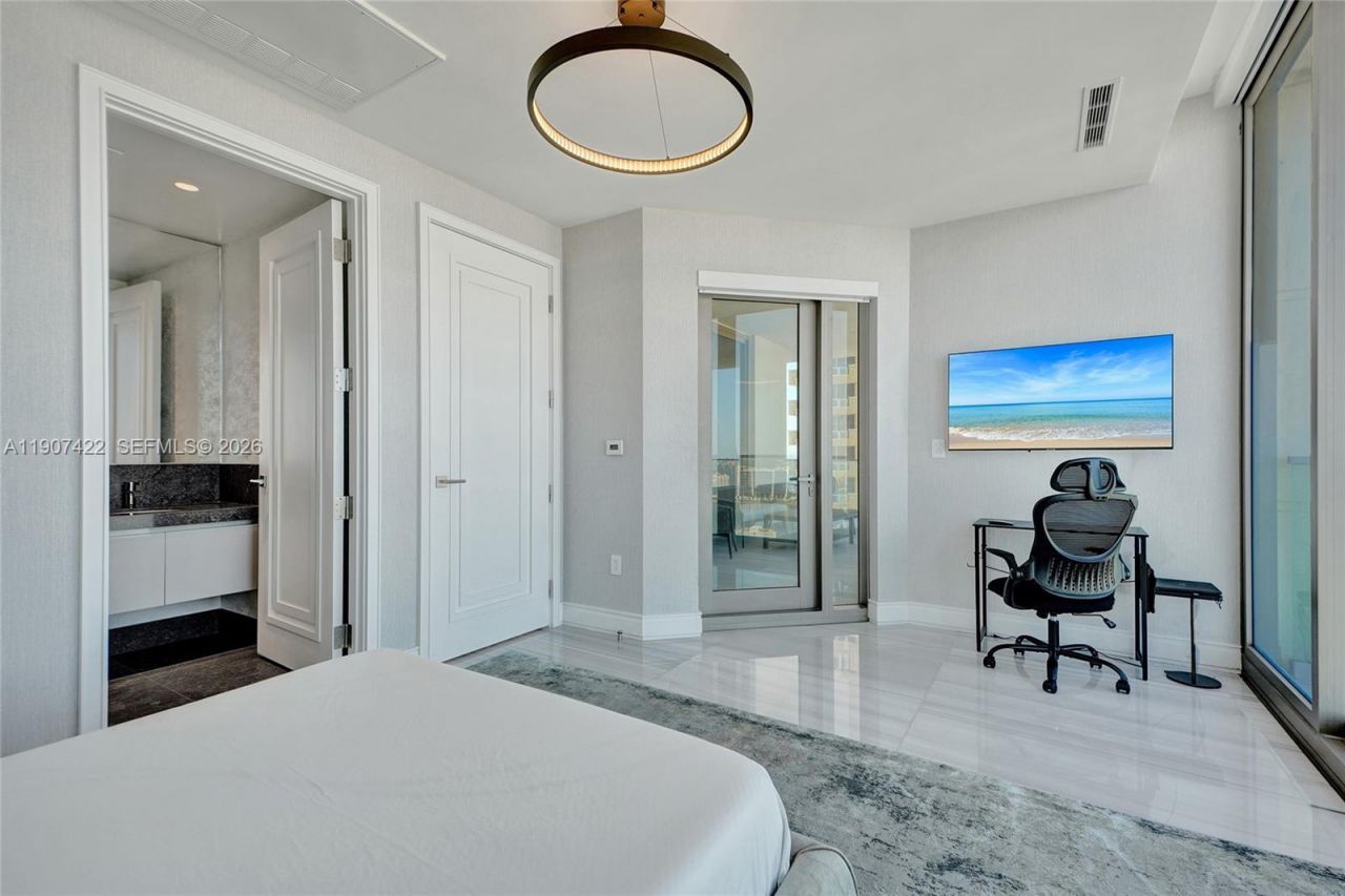 17901 Collins Ave, Unit 2604, Sunny Isles Beach, FL 33160 Photo