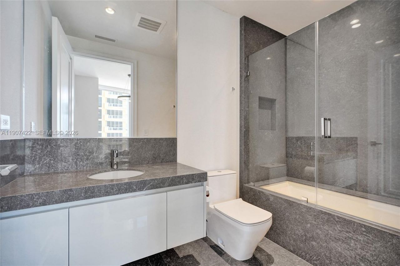 17901 Collins Ave, Unit 2604, Sunny Isles Beach, FL 33160 Photo