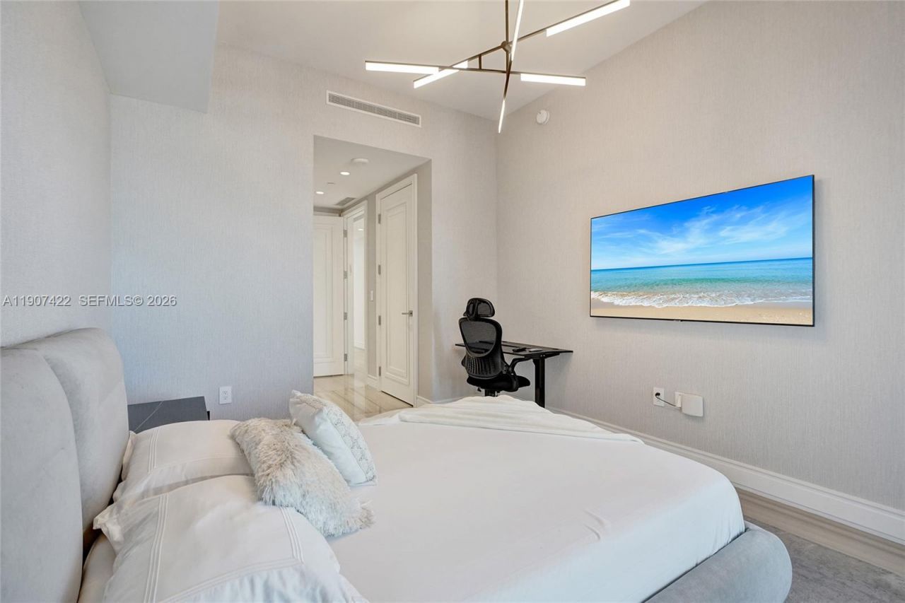 17901 Collins Ave, Unit 2604, Sunny Isles Beach, FL 33160 Photo