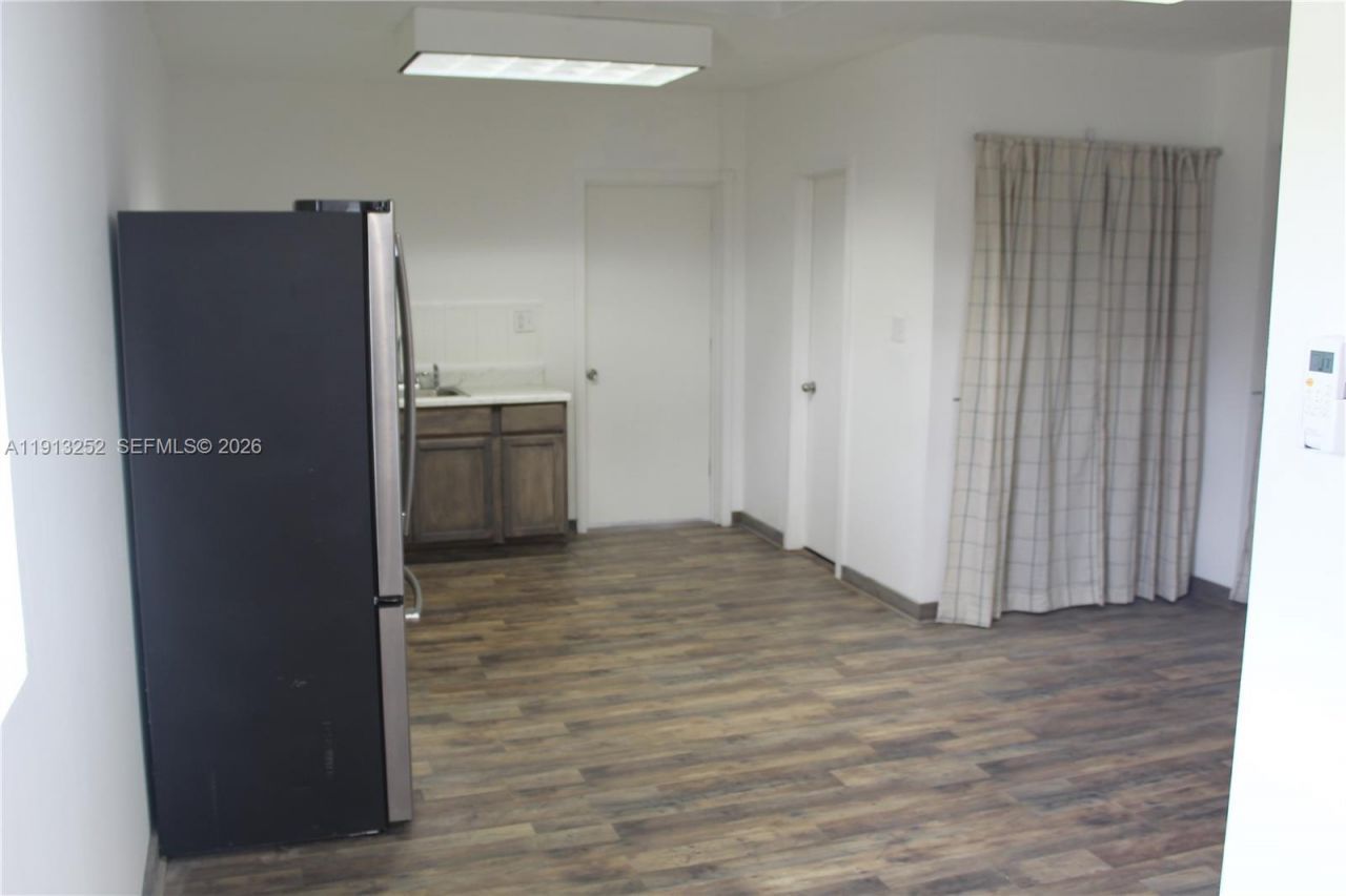 19879 SW 328th St, Unit 2, Homestead, FL 33030 Photo