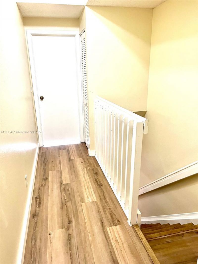 7886 Dixie Beach Cir, Unit 7886, Tamarac, FL 33321 Photo