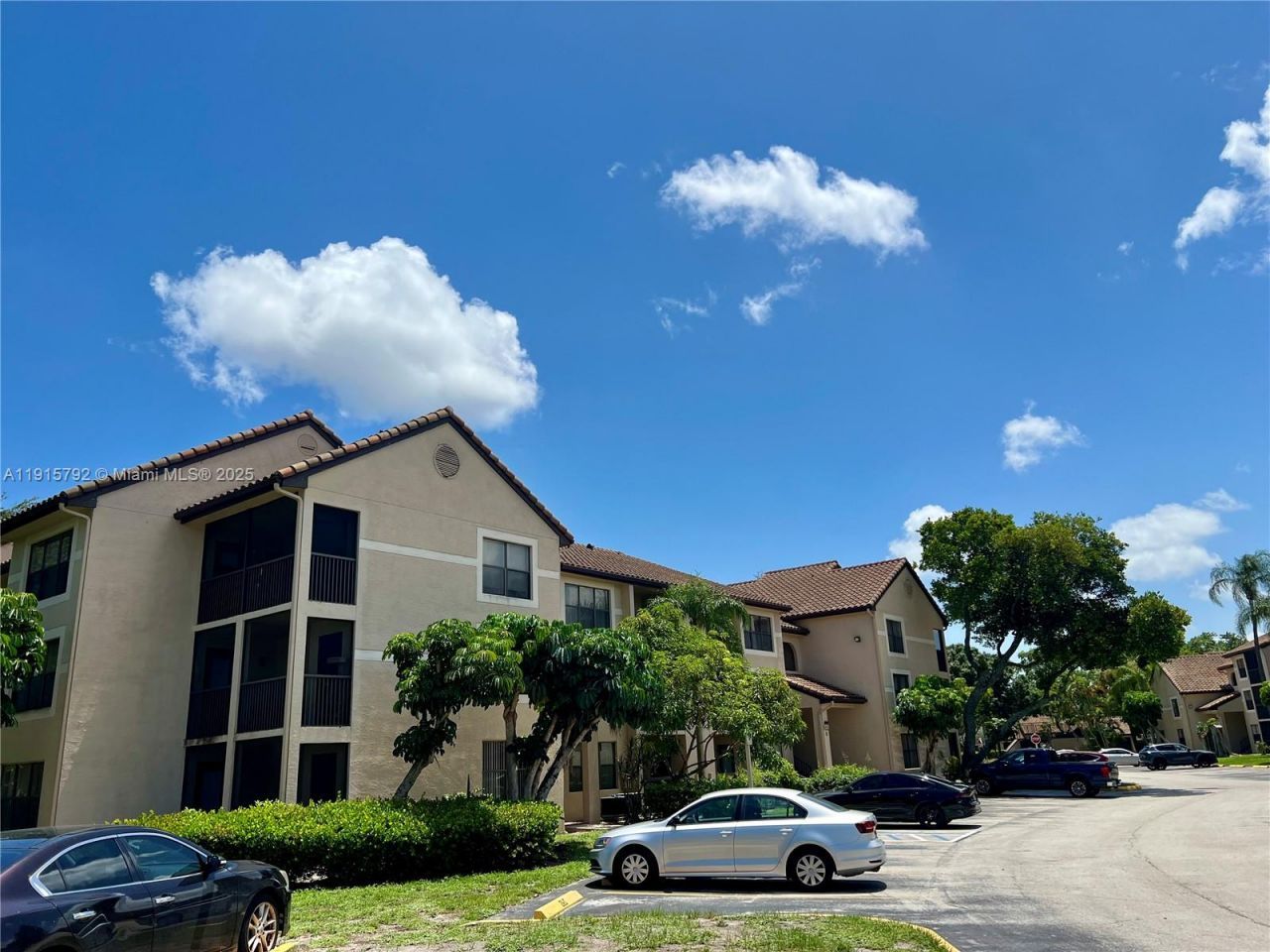 4561 W Mcnab Rd, Unit 16, Pompano Beach, FL 33069 Photo