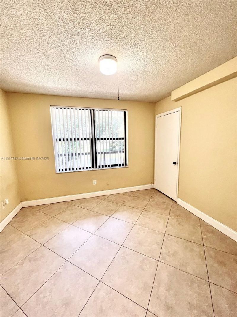 4561 W Mcnab Rd, Unit 16, Pompano Beach, FL 33069 Photo