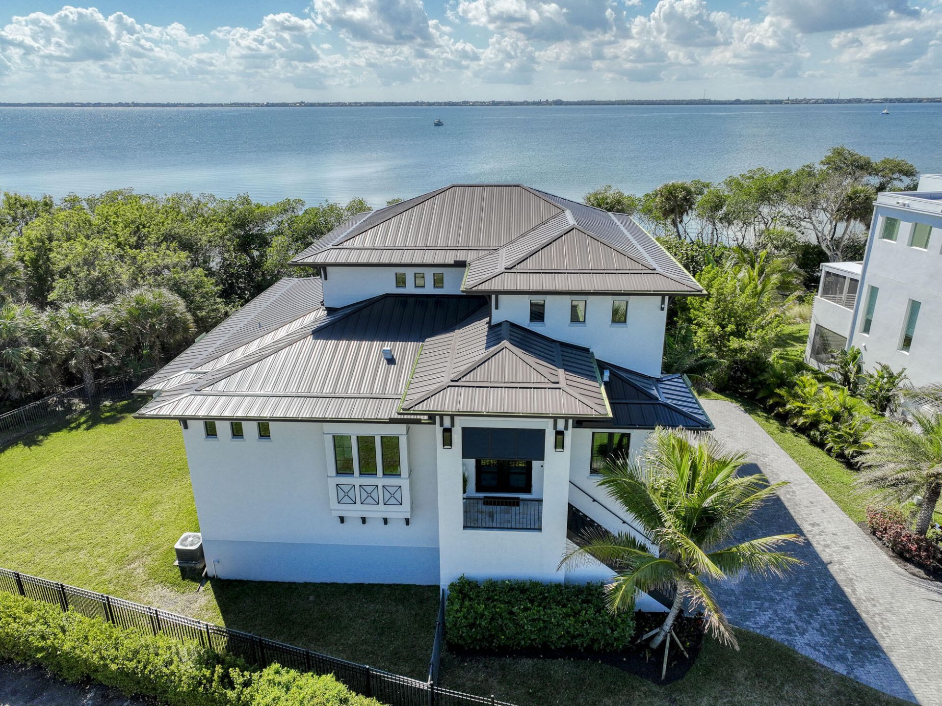 7683 Pelican Pointe Drive, Jensen Beach, FL 34957 Photo