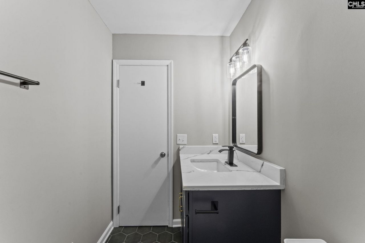 809 Wotan Road Photo 32