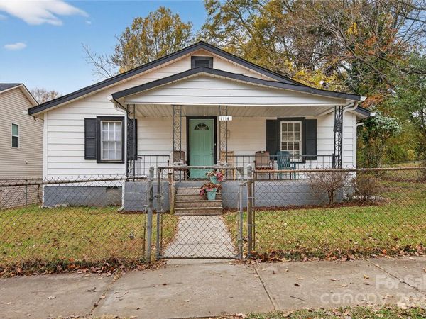 1114 Wilson W Lee Boulevard, Statesville, NC 28677