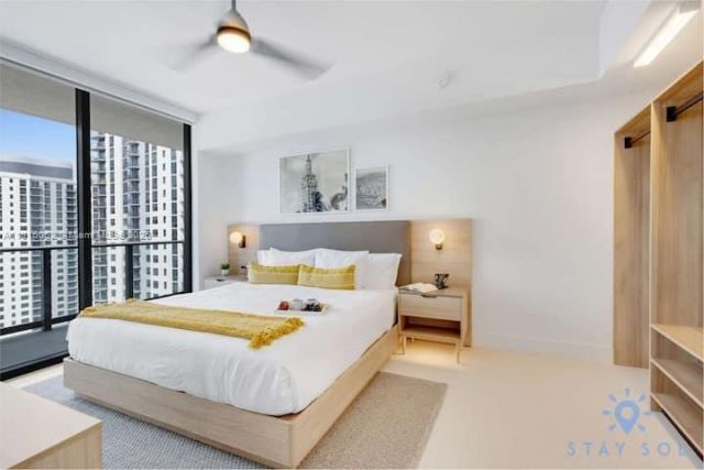 159 NE 6th St, Unit 3004, Miami, FL 33132 Photo