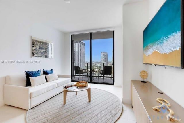 159 NE 6th St, Unit 3004, Miami, FL 33132 Photo