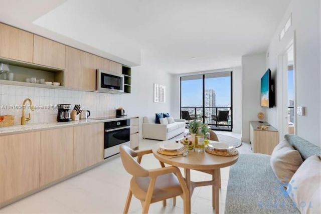 159 NE 6th St, Unit 3004, Miami, FL 33132 Photo