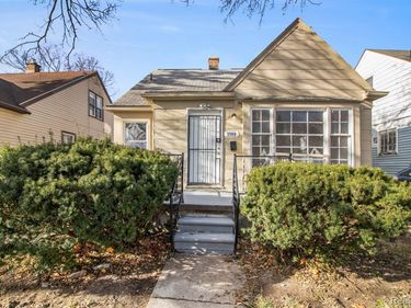 9909 Asbury Park, Detroit, MI 48227