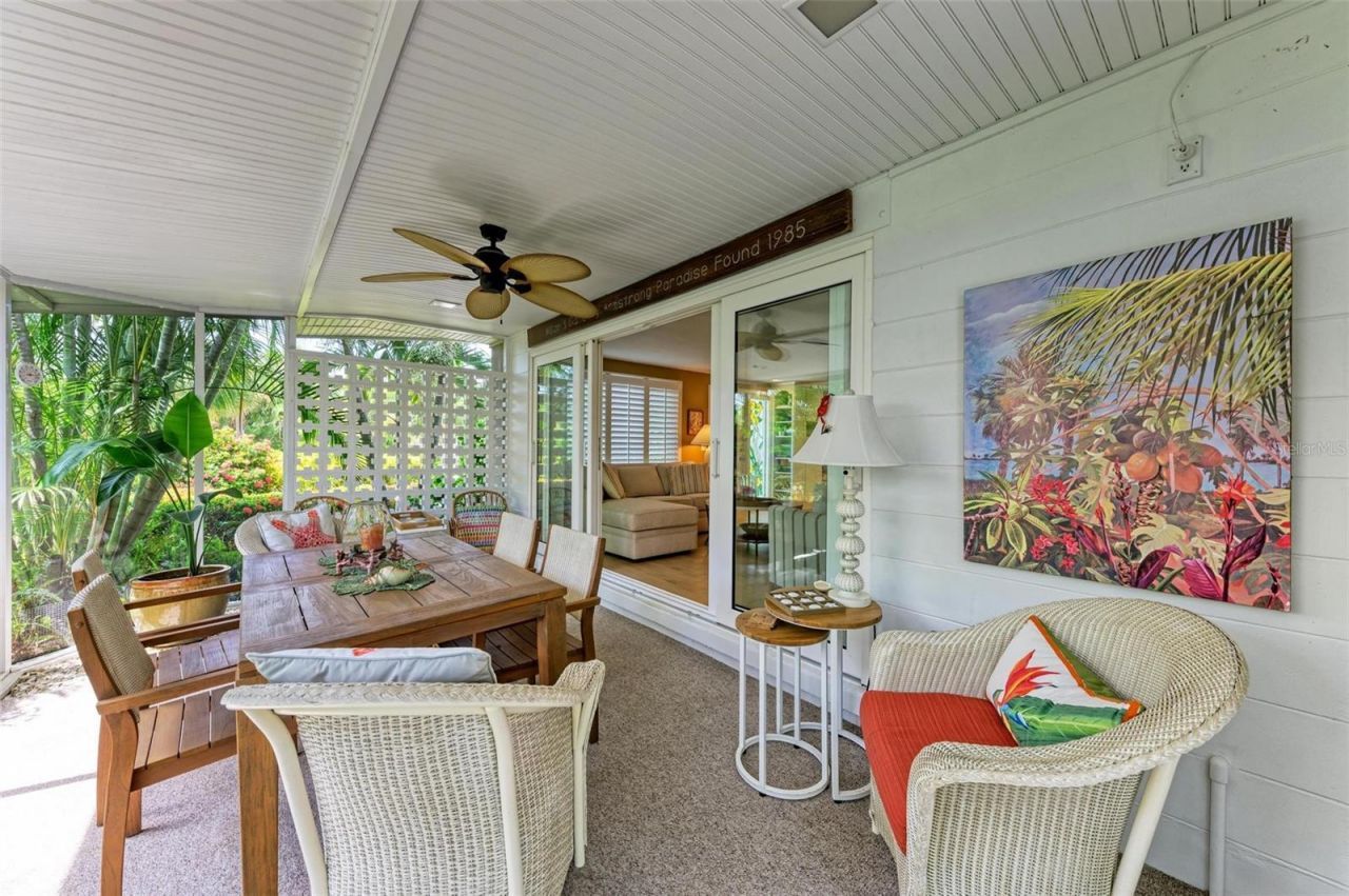 136 Crescent Dr, Anna Maria, FL 34216 Photo