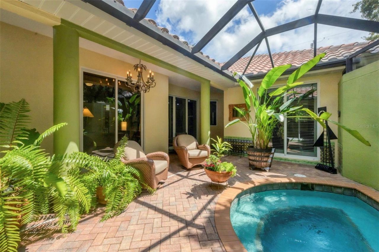 3837 Camino Real, Sarasota, FL 34239 Photo