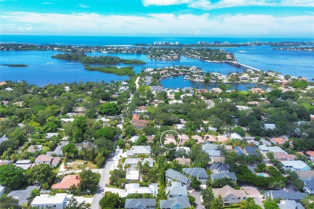 3837 Camino Real, Sarasota, FL 34239 Photo