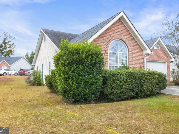 37 Greentree Drive, Newnan, GA 30265