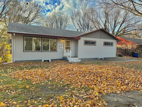 1070 Circle Drive, Brookings, SD 57006