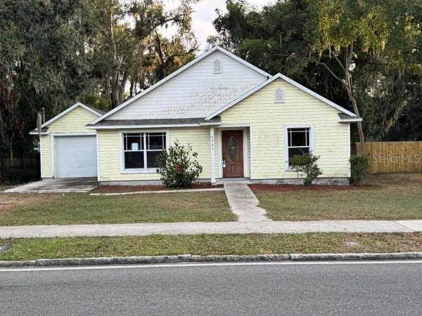 901 W REYNOLDS STREET, PLANT CITY, FL 33563