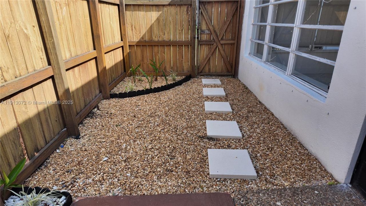 Please Call For Address, Hollywood, FL 33021 Photo