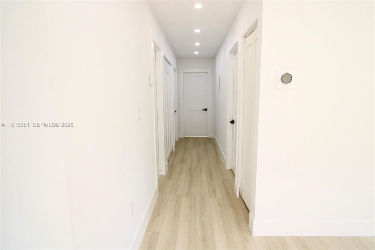 9775 SW 221st St, Cutler Bay, FL 33190 Photo