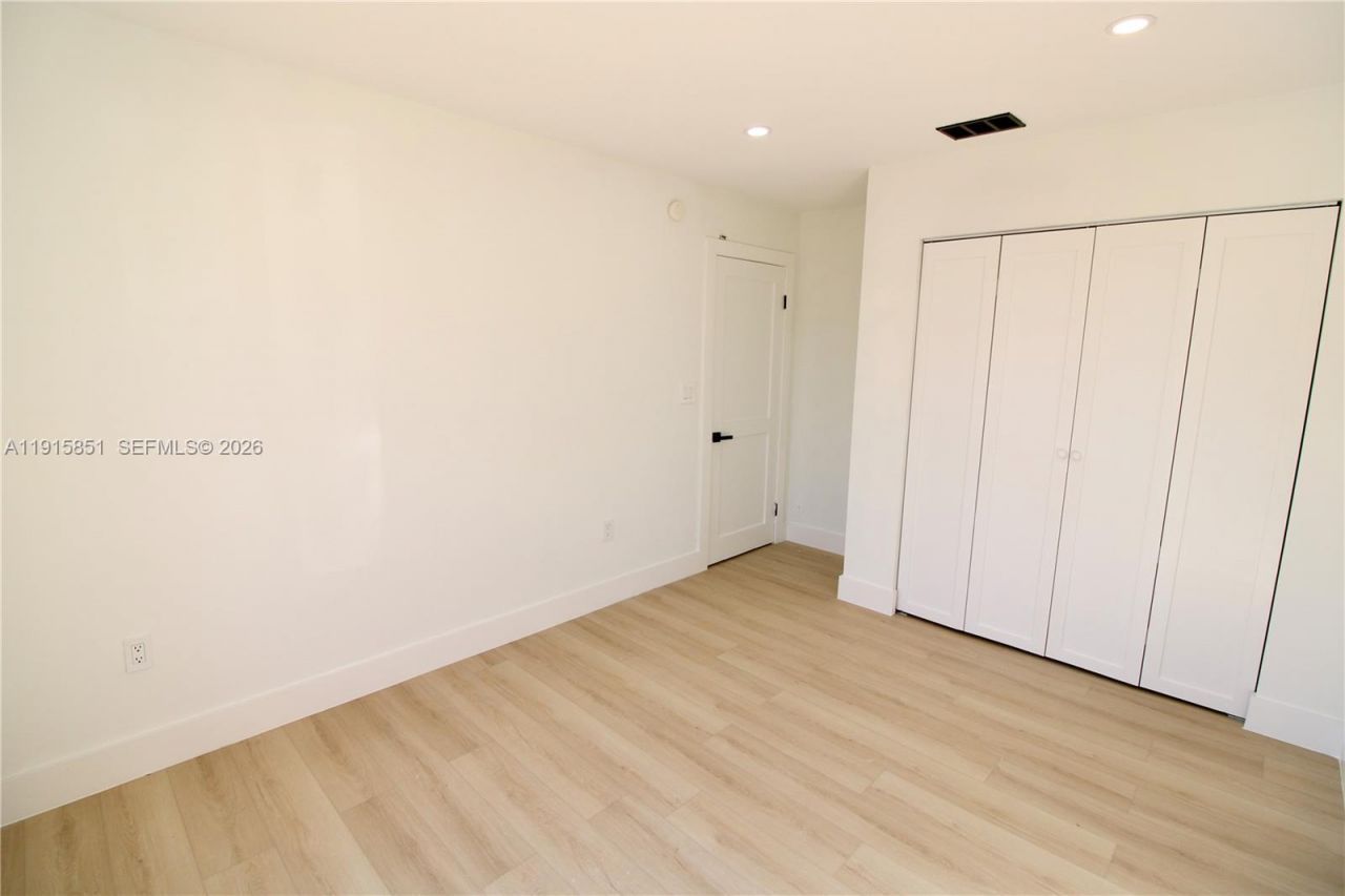 9775 SW 221st St, Cutler Bay, FL 33190 Photo