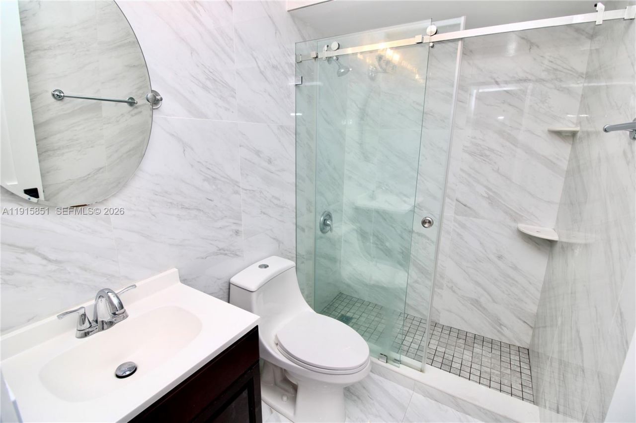 9775 SW 221st St, Cutler Bay, FL 33190 Photo