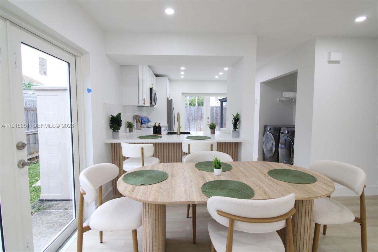 9775 SW 221st St, Cutler Bay, FL 33190 Photo