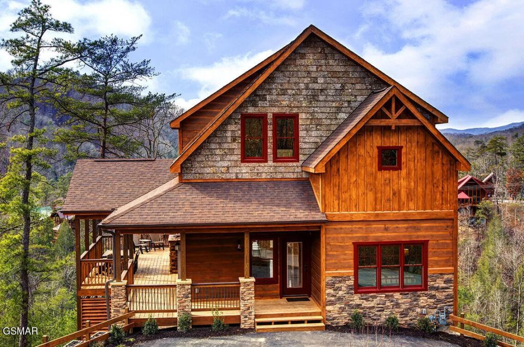 1201 Parkview Vista Way, Sevierville, TN 37862 Main Photo