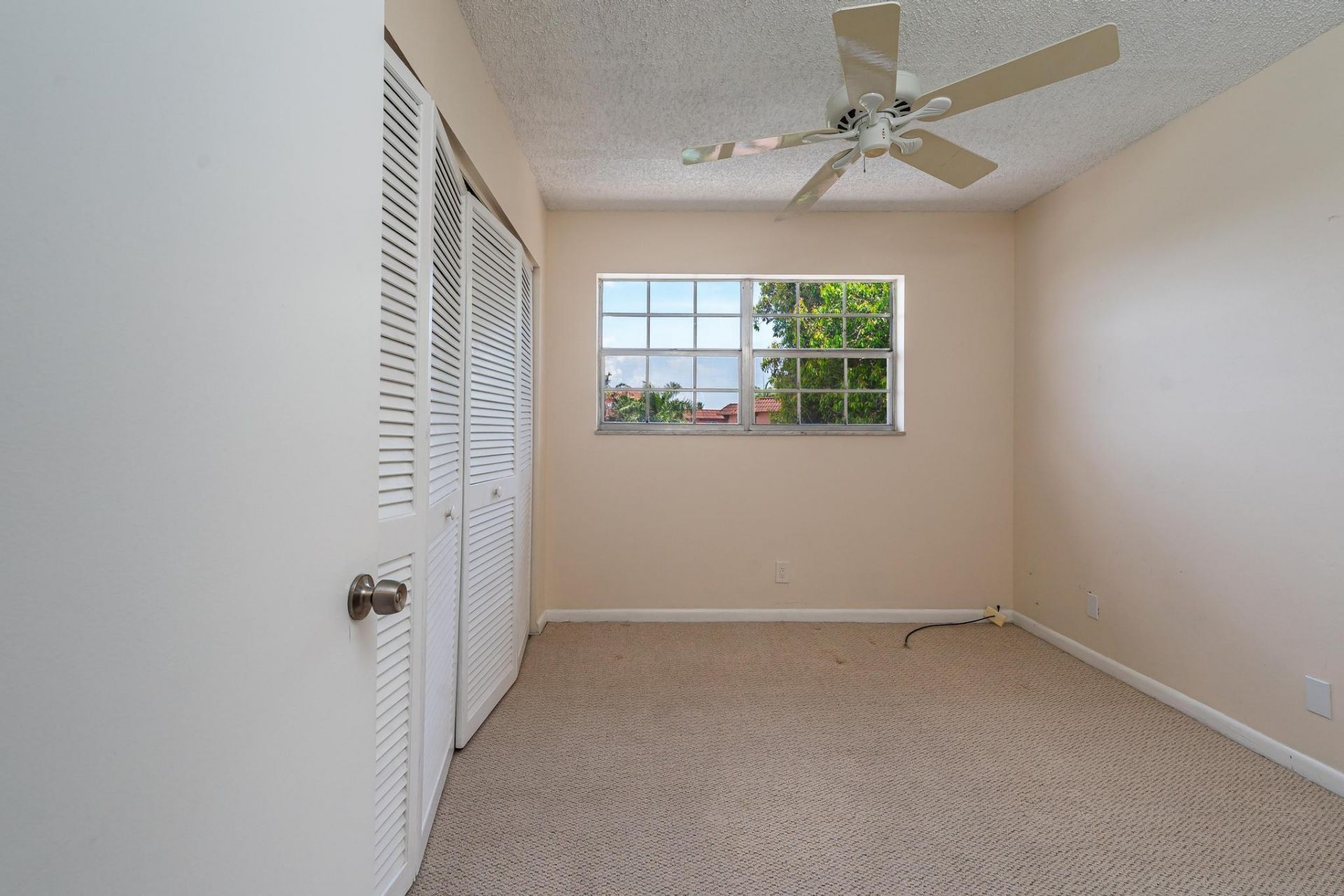 650 Tennis Club Drive, Unit 303, Fort Lauderdale, FL 33311 Photo