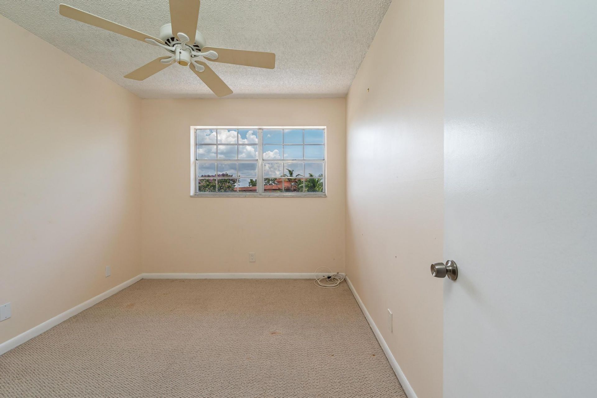 650 Tennis Club Drive, Unit 303, Fort Lauderdale, FL 33311 Photo