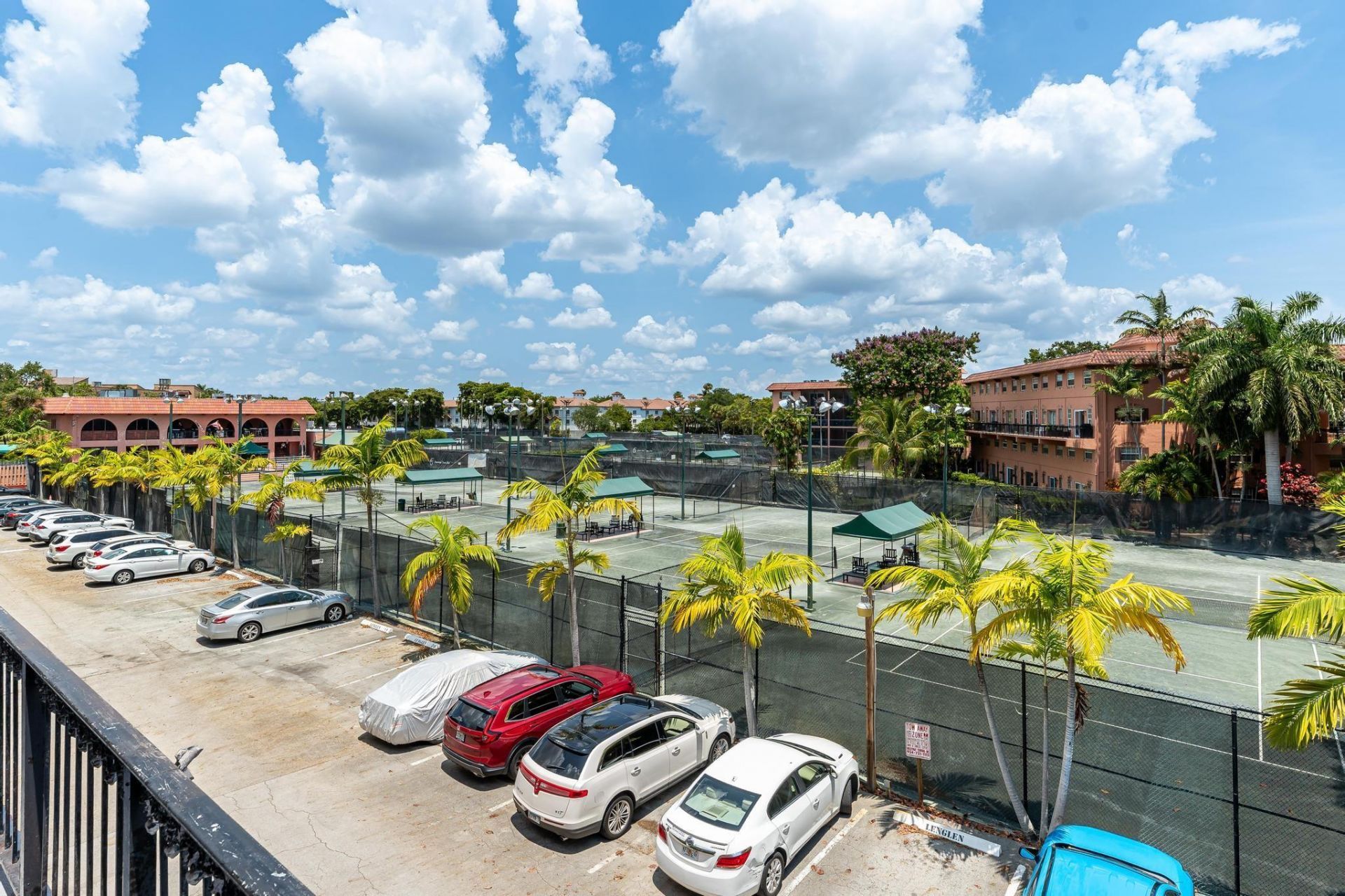 650 Tennis Club Drive, Unit 303, Fort Lauderdale, FL 33311 Photo