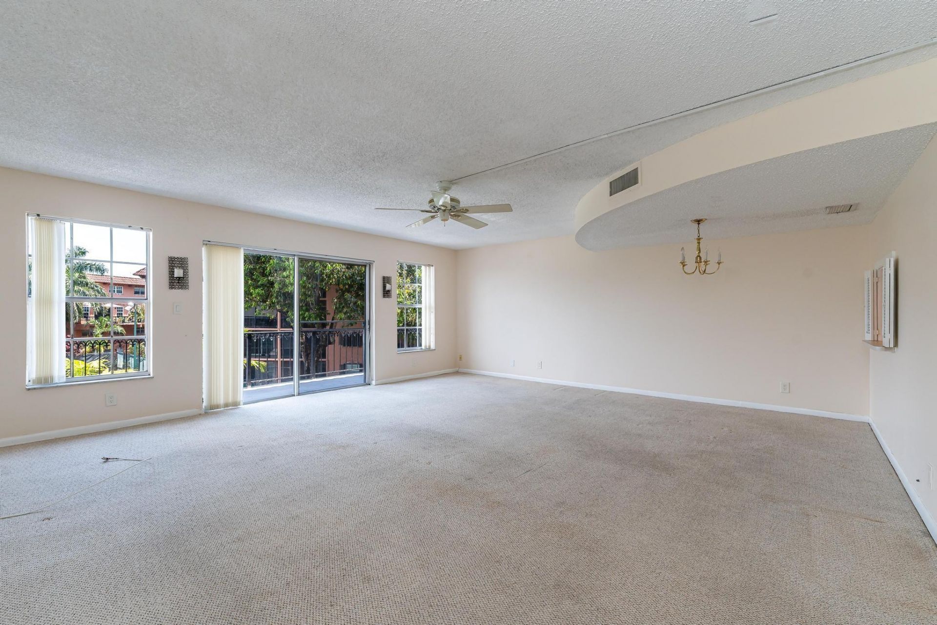 650 Tennis Club Drive, Unit 303, Fort Lauderdale, FL 33311 Photo