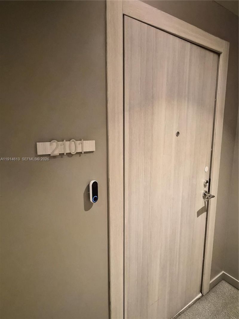 1000 Brickell Plz, Unit 2101, Miami, FL 33131 Photo