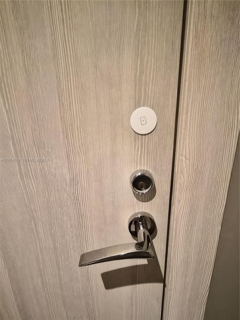 1000 Brickell Plz, Unit 2101, Miami, FL 33131 Photo