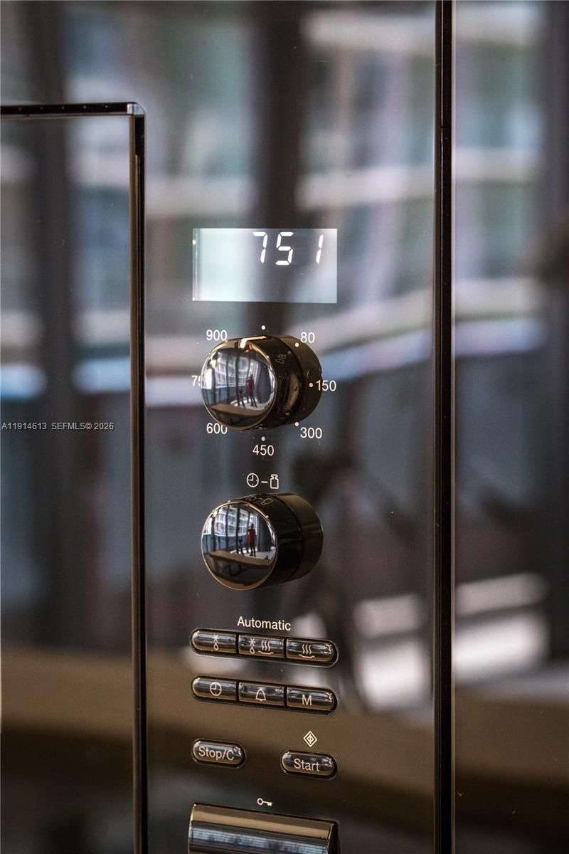 1000 Brickell Plz, Unit 2101, Miami, FL 33131 Photo