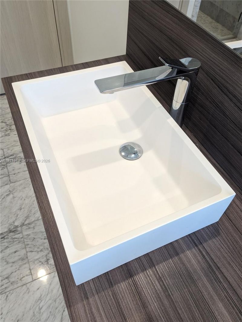 1000 Brickell Plz, Unit 2101, Miami, FL 33131 Photo