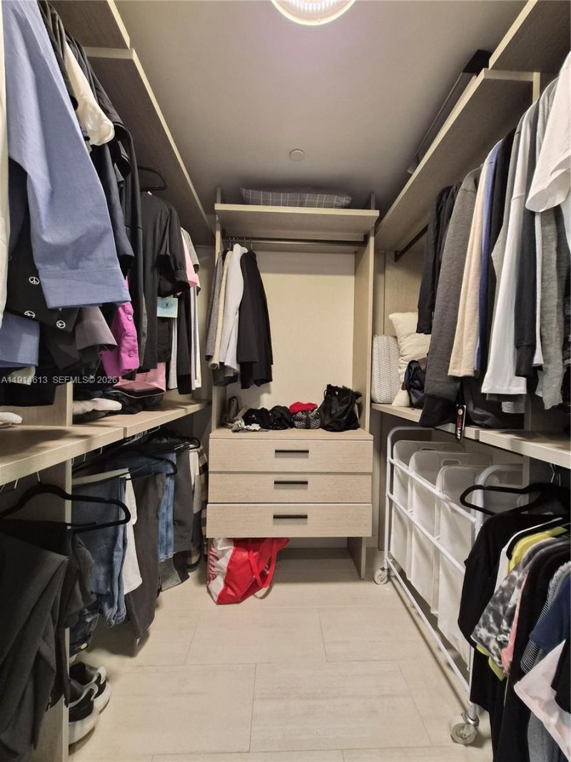 1000 Brickell Plz, Unit 2101, Miami, FL 33131 Photo