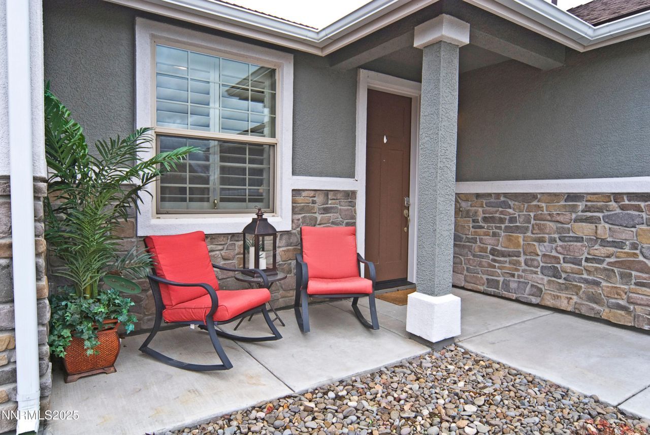 768 E Cottage Loop, Gardnerville, NV 89460 Photo