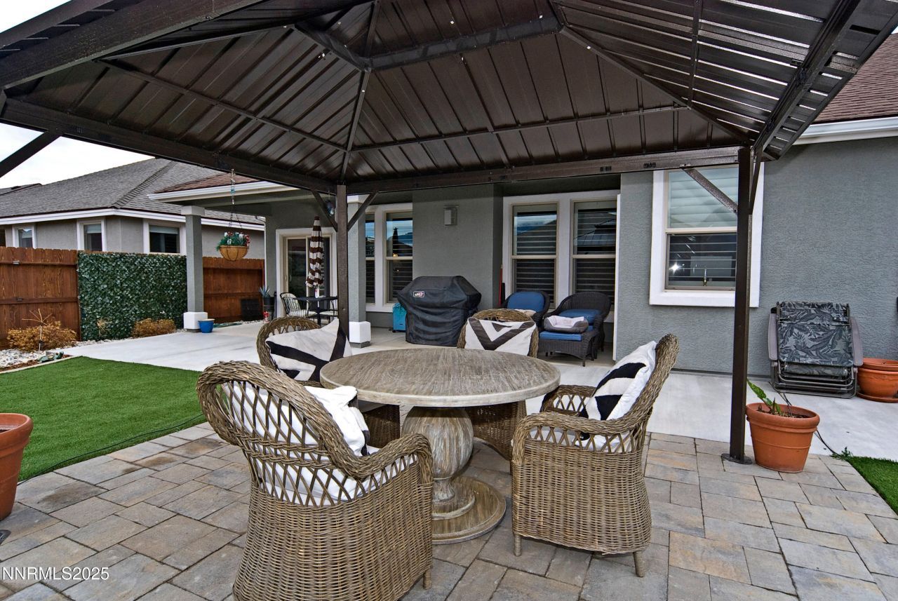 768 E Cottage Loop, Gardnerville, NV 89460 Photo