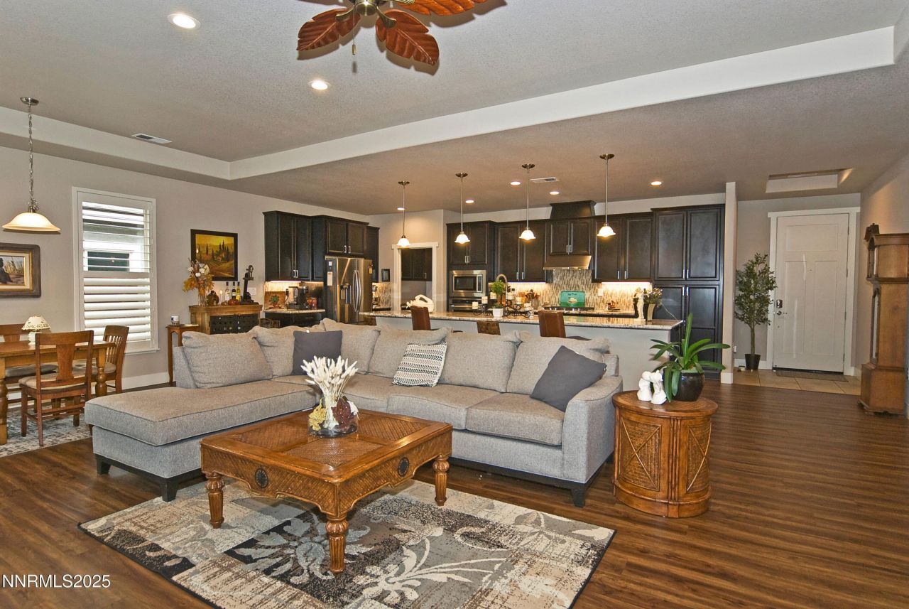 768 E Cottage Loop, Gardnerville, NV 89460 Photo