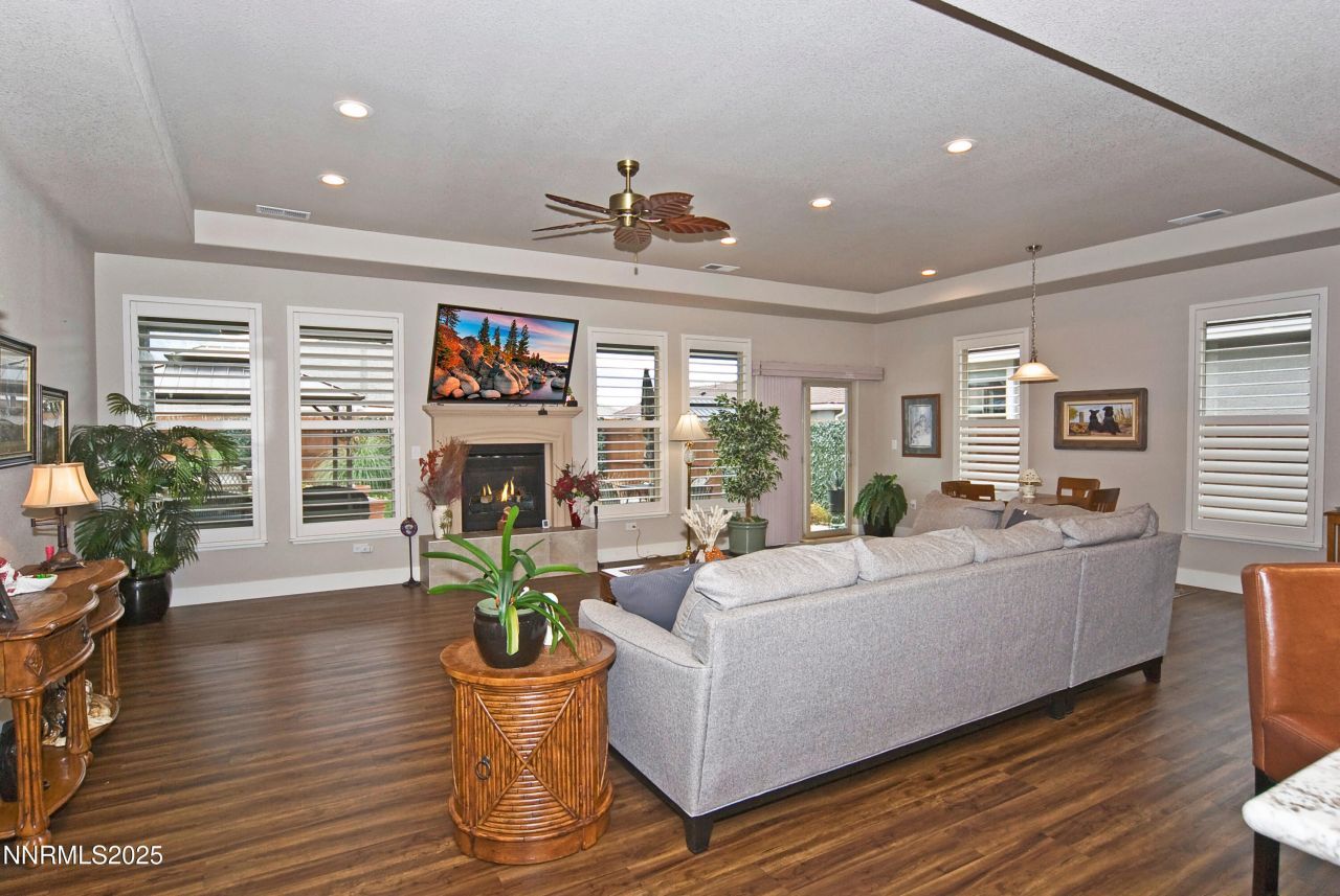 768 E Cottage Loop, Gardnerville, NV 89460 Photo