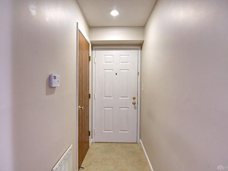 6620 Green Branch Drive, Unit 8, Centerville, OH 45459 Photo 5