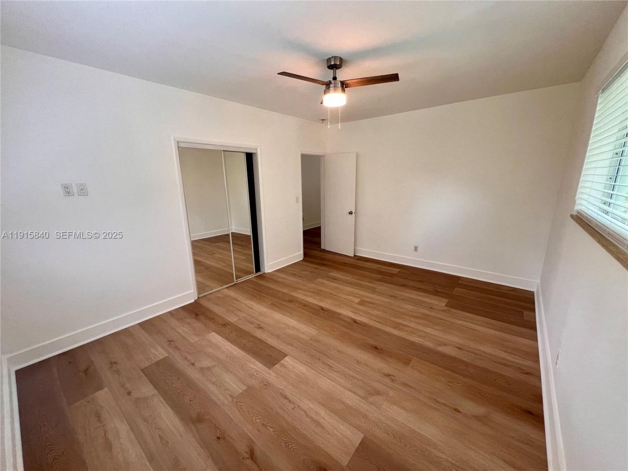 1198 Marseille Dr, Unit 4, Miami Beach, FL 33141 Photo