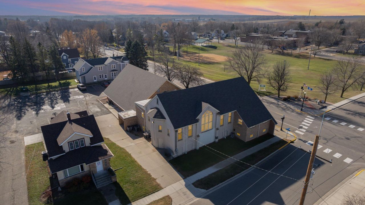 405 Broadway Avenue S, Cokato, MN 55321