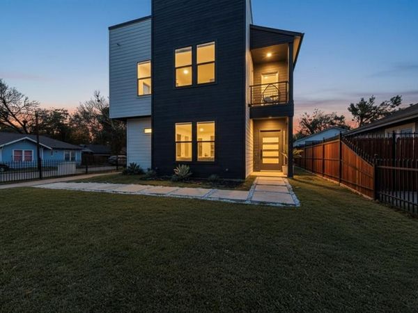 602 Martinique Avenue, Dallas, TX 75223