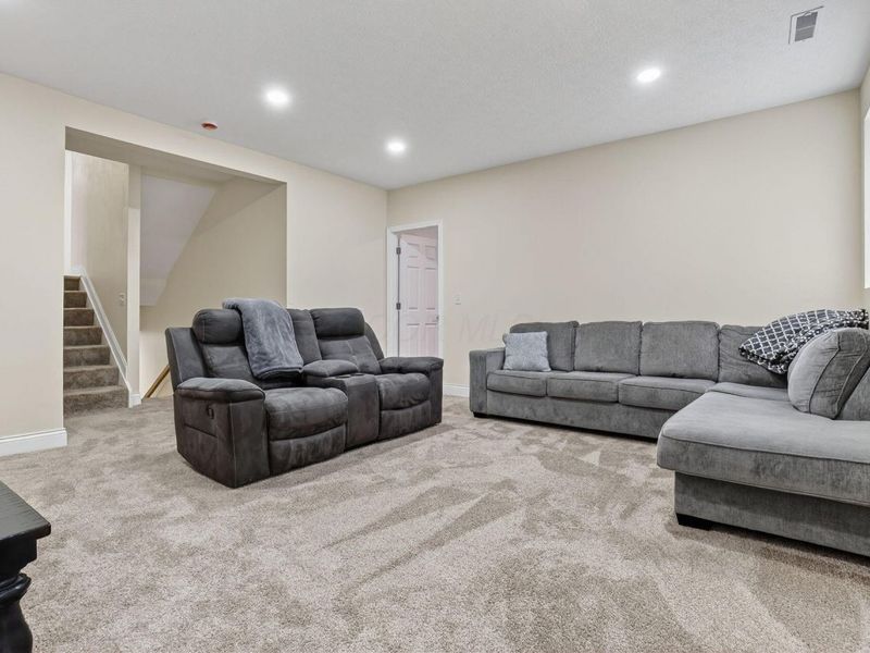 3832 Emmons Avenue, Columbus, OH 43219 Photo 29