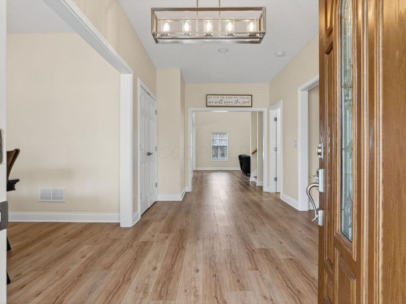 3832 Emmons Avenue, Columbus, OH 43219 Photo 4