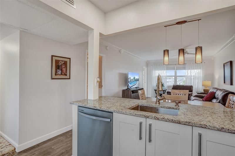 3405 NW 48th Avenue, Unit 611, Lauderdale Lakes, FL 33319 Photo