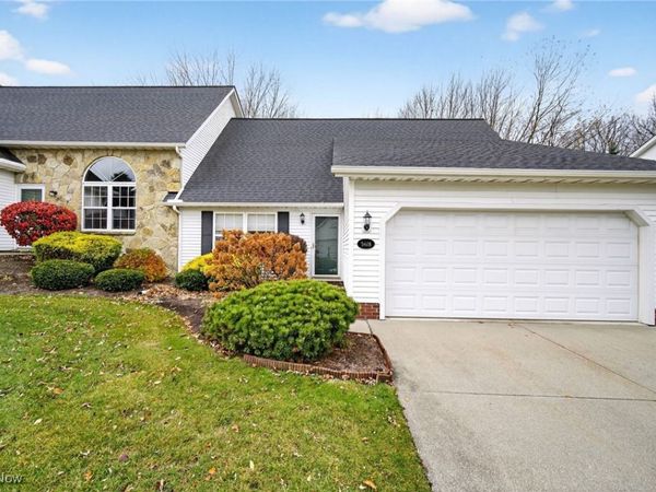 5428 Stoney Lane, Unit 38, Painesville Twp, OH 44077
